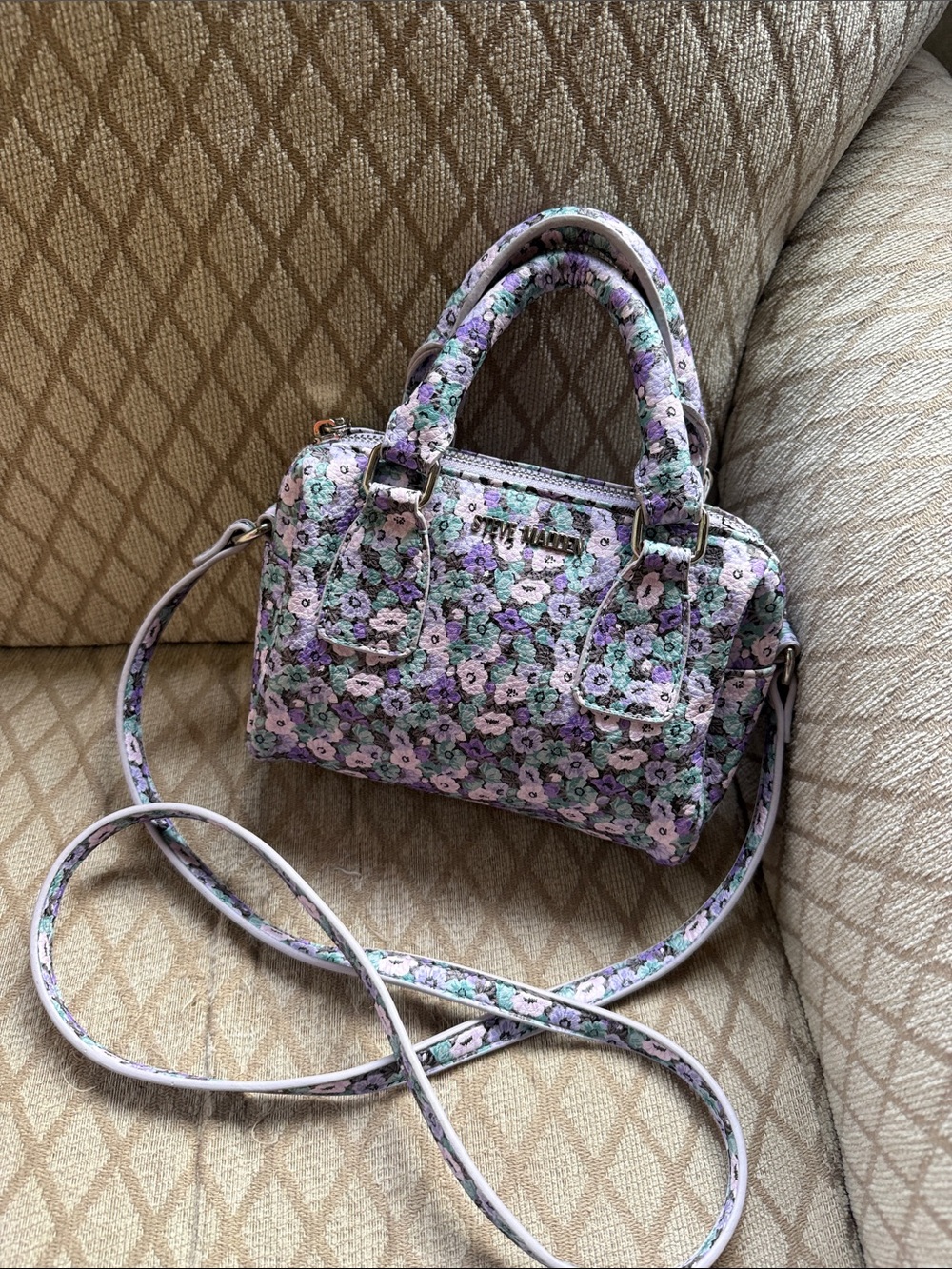 STEVE MADDEN Purple Floral Handbag/ Crossbody Purse